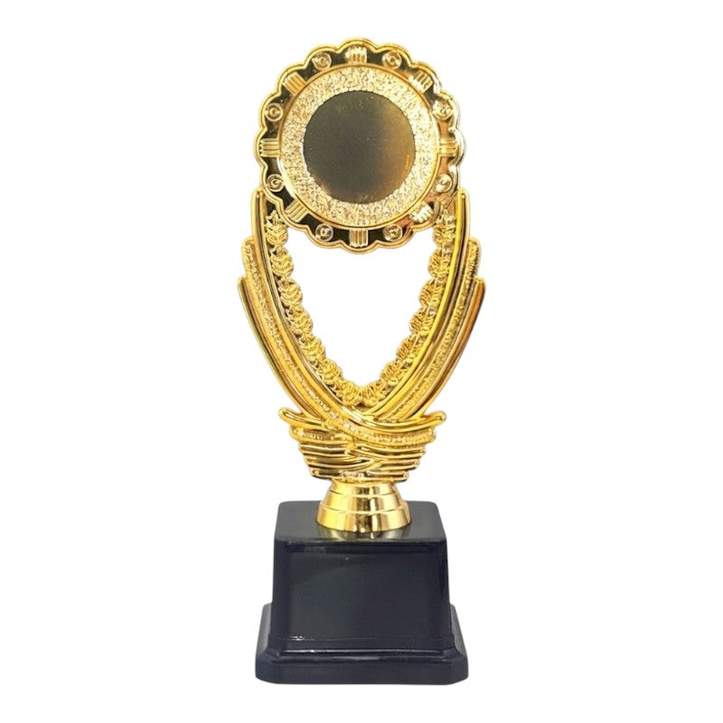 Trophy - GOLD - Material: Plastic - Length: 21 Cm