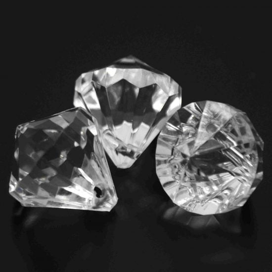 Acrylic Diamond - DROP 23x18 Mm (Hole 2.5 Mm) - CLEAR