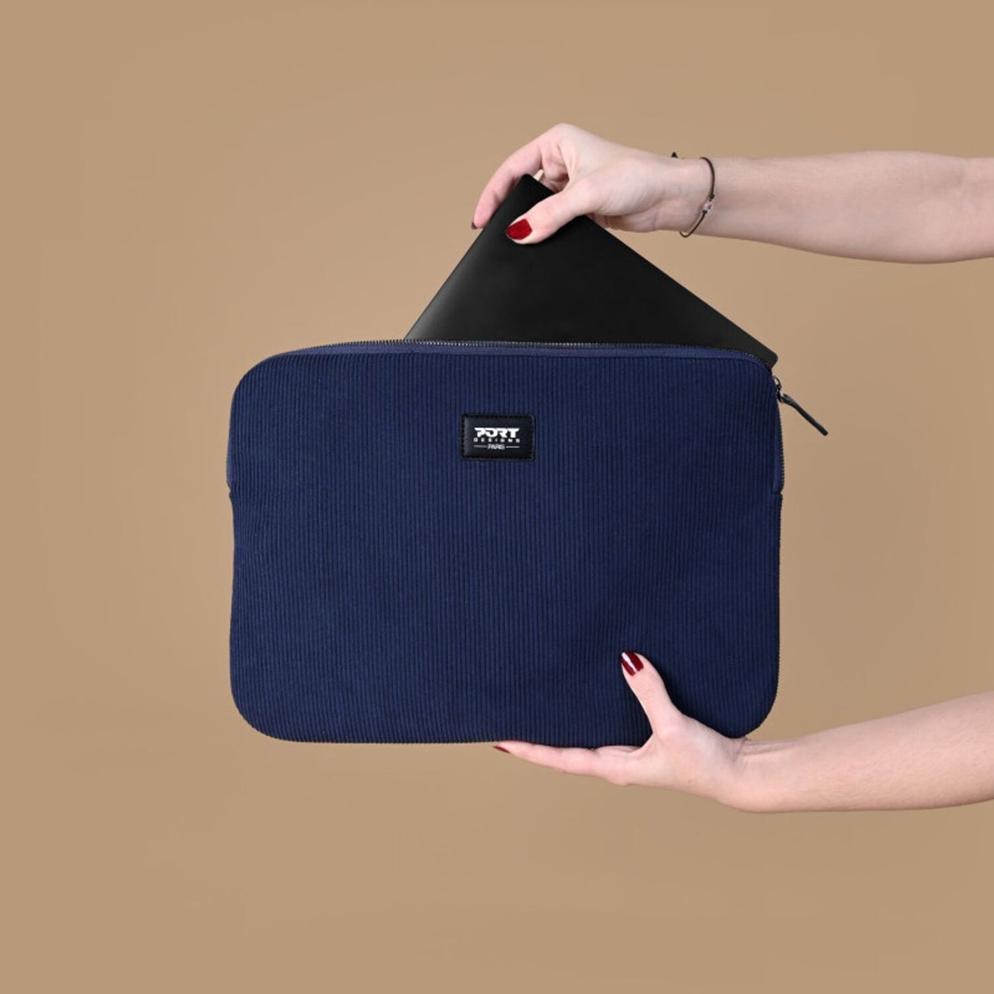 PORT Designs PORT MILANO II ECO laptop sleeve 16" Navy Blue - alternate product view 4
