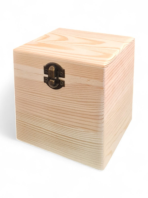 Wooden Craft Box ±12×12×12 cm