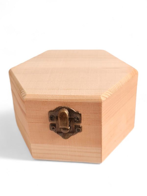 Wooden Hexagon Box ±11×6×6.5 cm