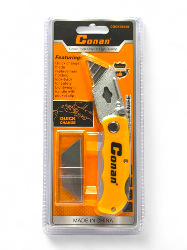 Conan Foldable Knife - Includes 5 Extra Blades