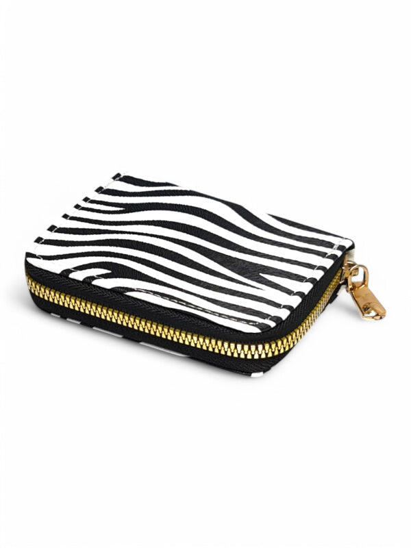 Wallet - ZEBRA - CAN HOLD CARDS - ±8.5×11×2.5 Cm