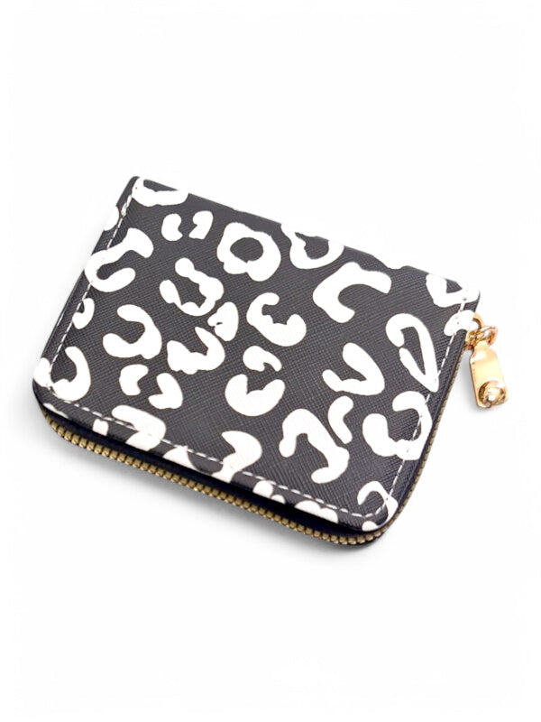 Wallet - Leopard - CAN HOLD CARDS - ±8.5×11×2.5 Cm - Image 2