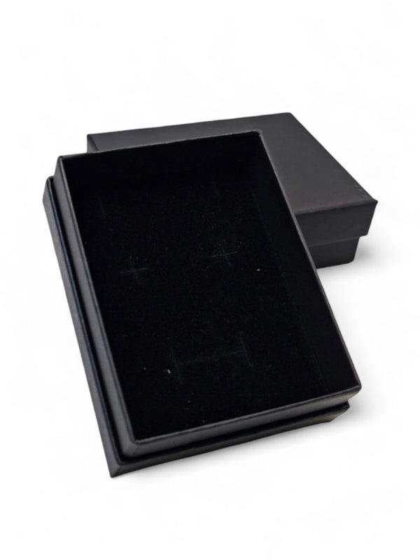 Jewellery Box - Black ±2.8×9×7 cm, Pendant On Chain, Ring×1, Pierced Earrings - Image 2