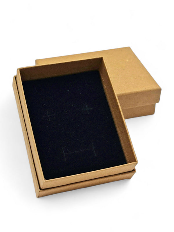Jewellery Box - Natural ±2.8×9×7 cm, Pendant On Chain, Ring×1, Pierced Earrings - Image 2