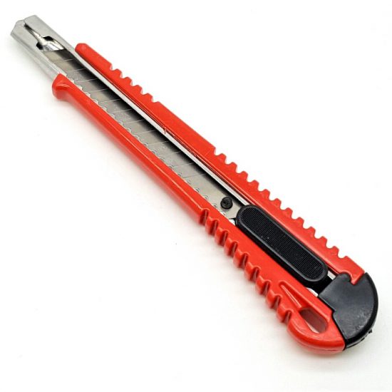 Utility KNIFE SMALL - 8 Mm BLADE