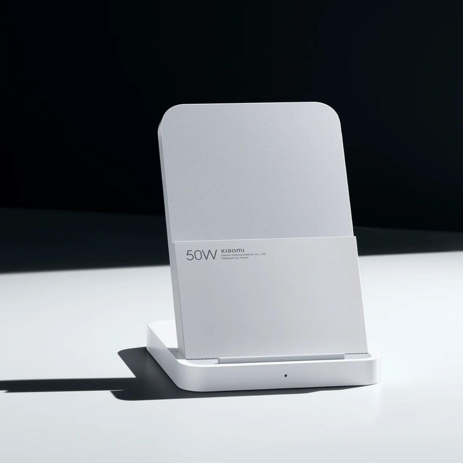Xiaomi 50W Wireless Charging Stand Pro - alternate product view 4