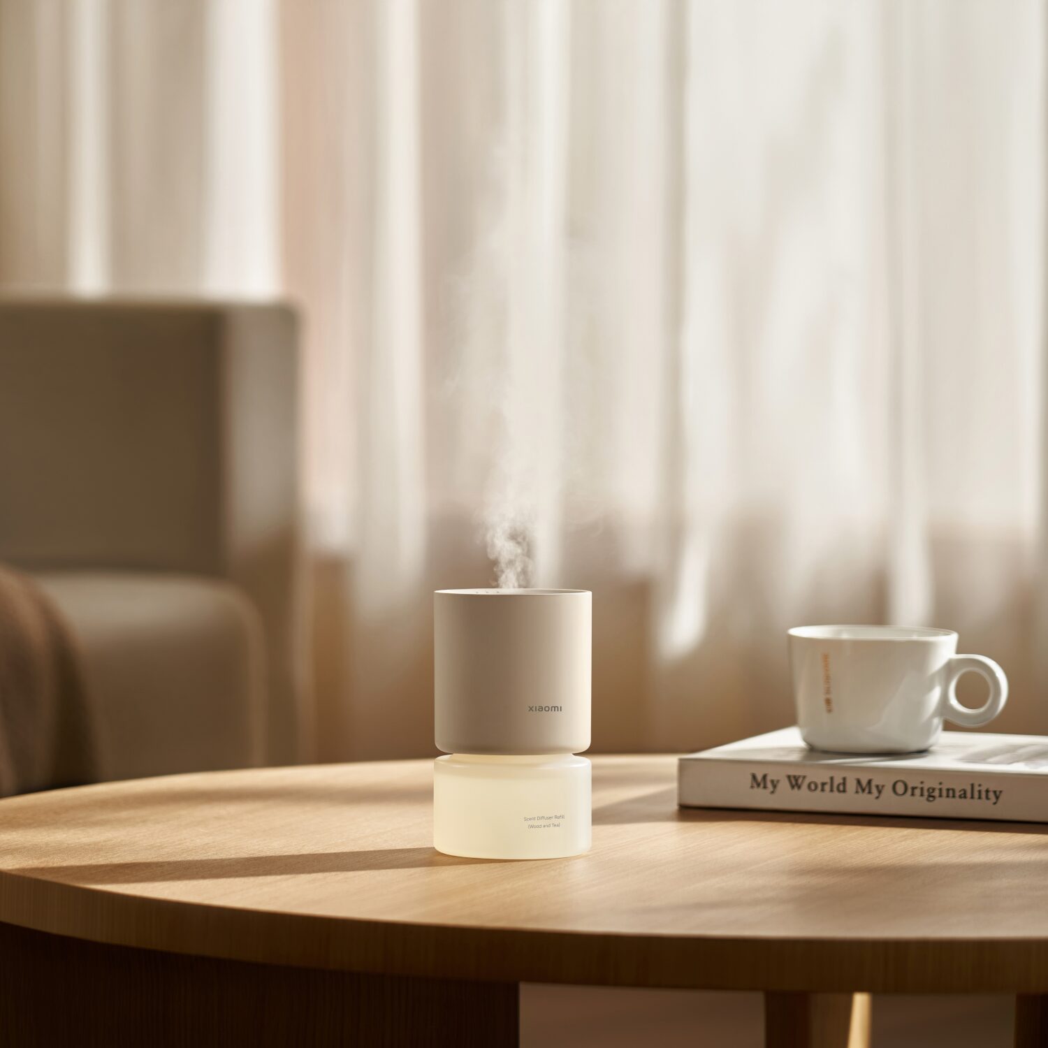 Xiaomi Smart Scent Diffuser (Smart App Control, RGB Ambient Lighting, Motion Sensor, 50-Day Battery) - alternate product view