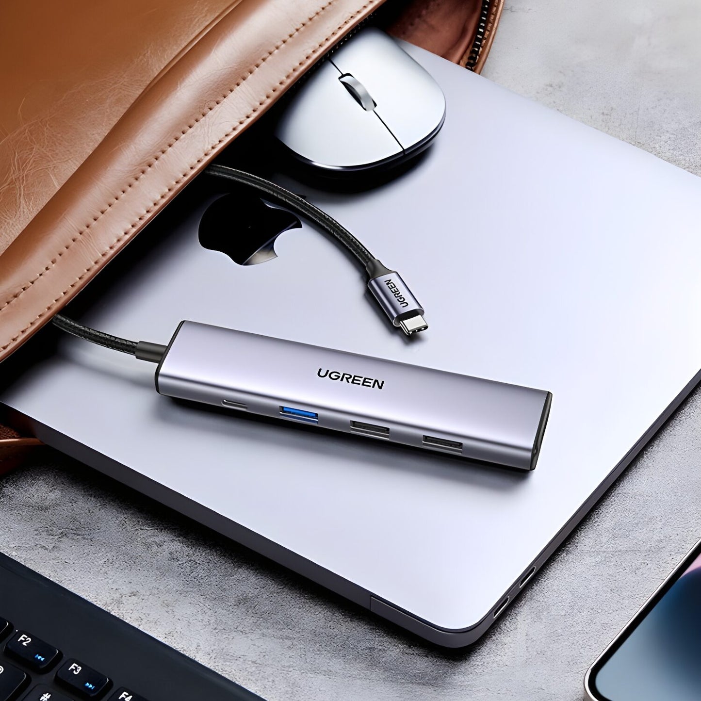 Ugreen Revodok 5-in-1 Type-C Hub - 4K HDMI - Type-C - USB3.0 - USB2.0 - alternate product view 5