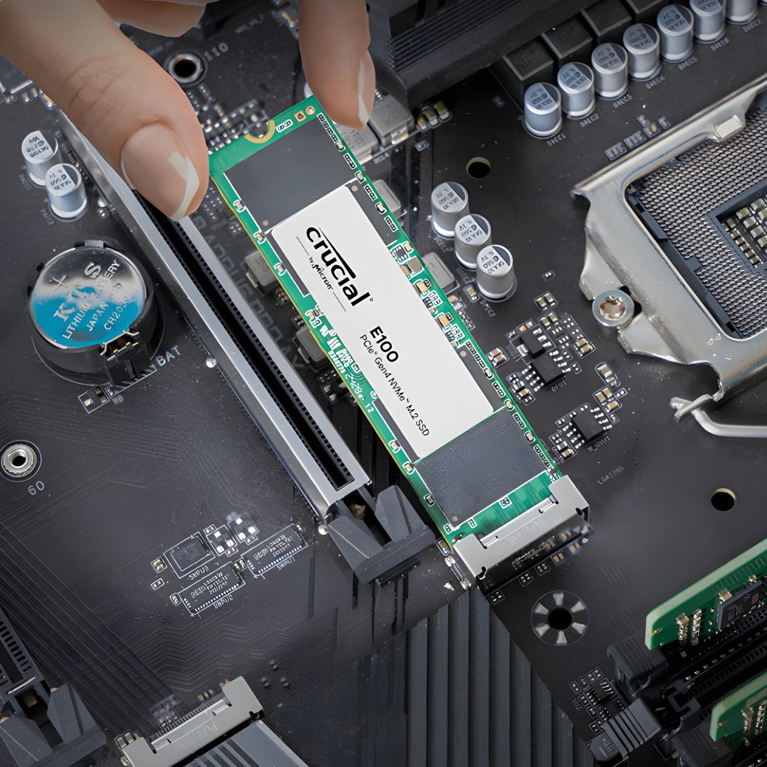 Crucial E100 480GB PCIe Gen4 2280 NVMe M.2 SSD - alternate product view 2