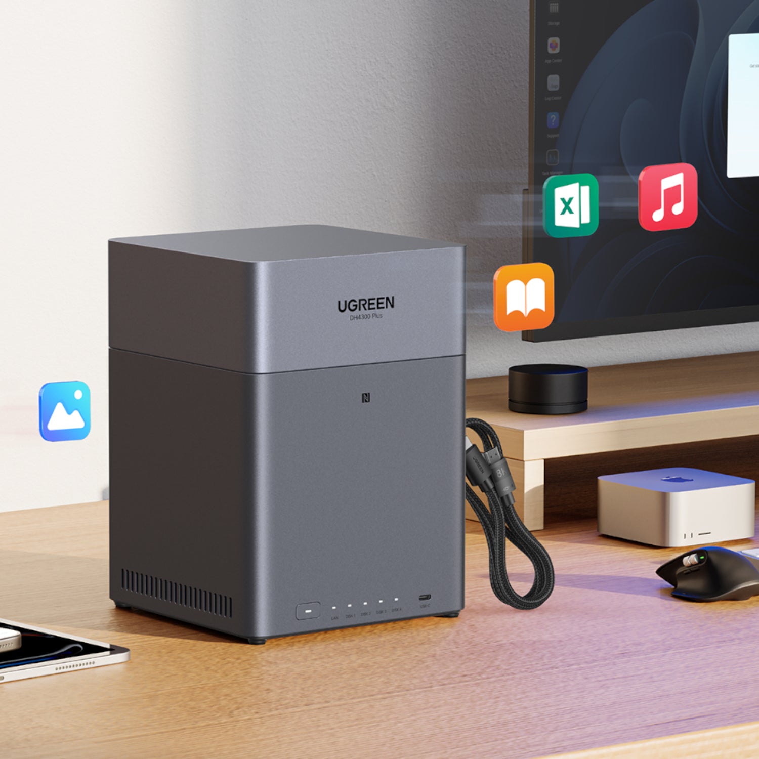 Ugreen DH4300 PLUS 4-Bay NAS Storage - alternate product view 4