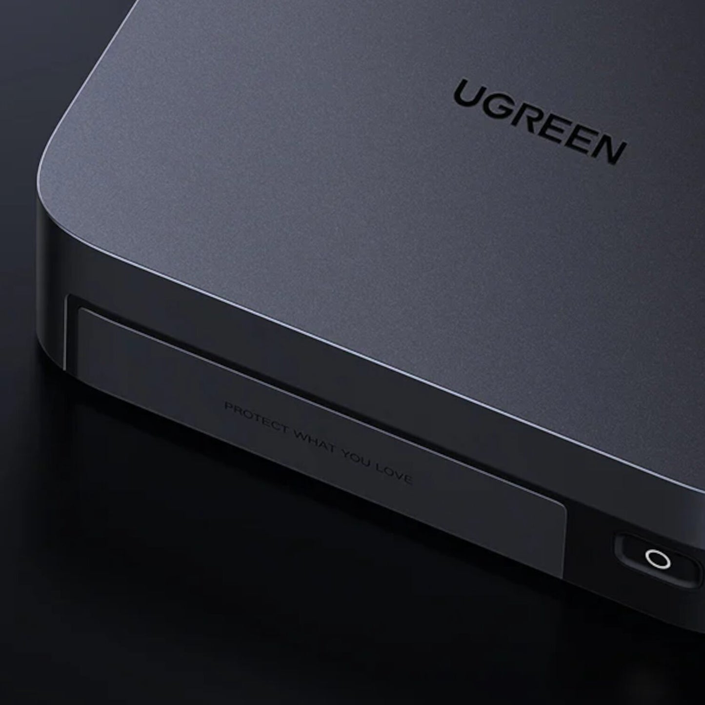 Ugreen NASync DXP480T Plus 4-Bay NAS - alternate product view 3