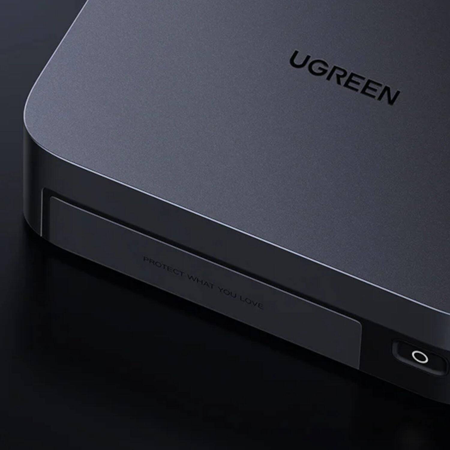 Ugreen NASync DXP480T Plus 4-Bay NAS - alternate product view 3