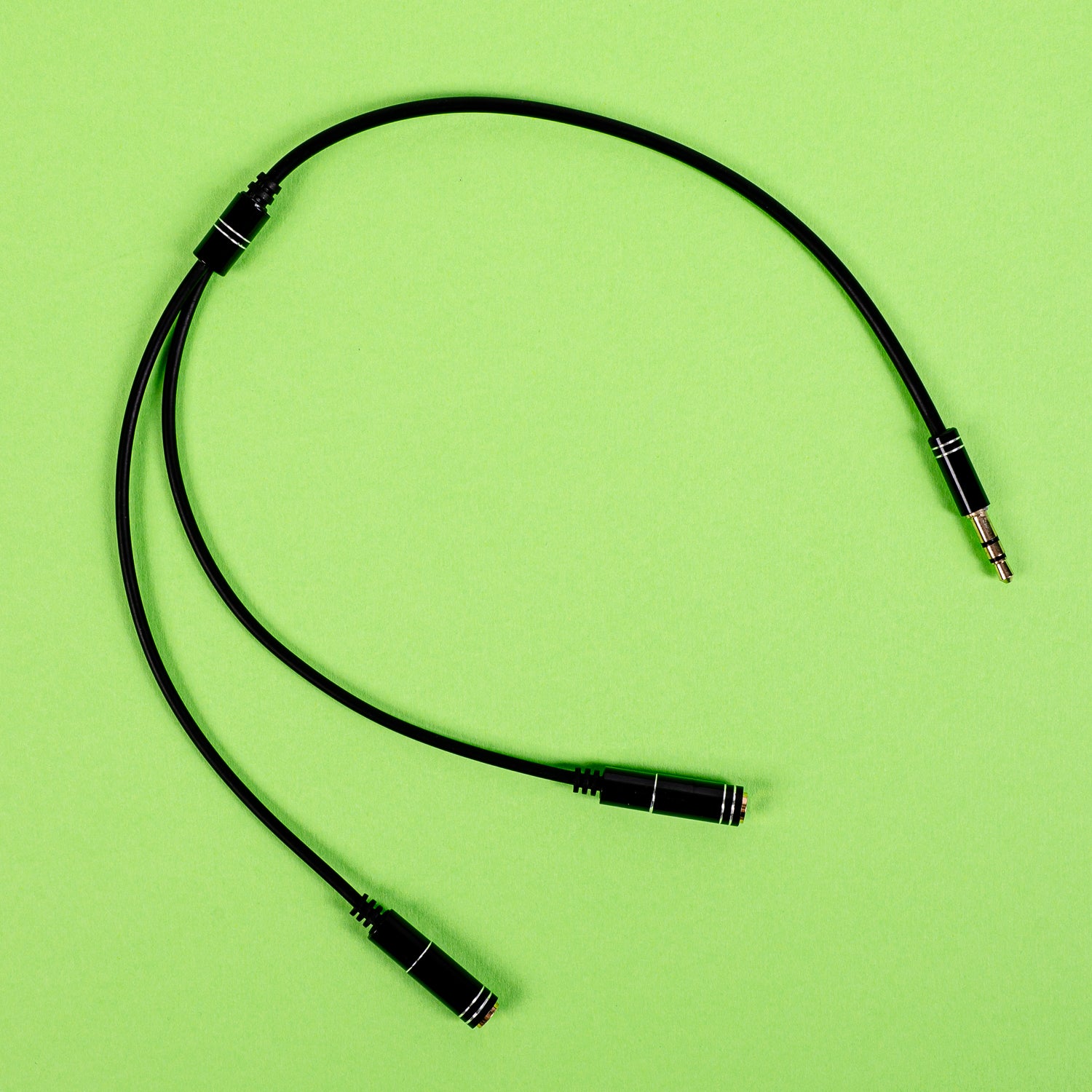 Gizzu 3-Pole Audio Splitter Cable - Black - alternate product view 5