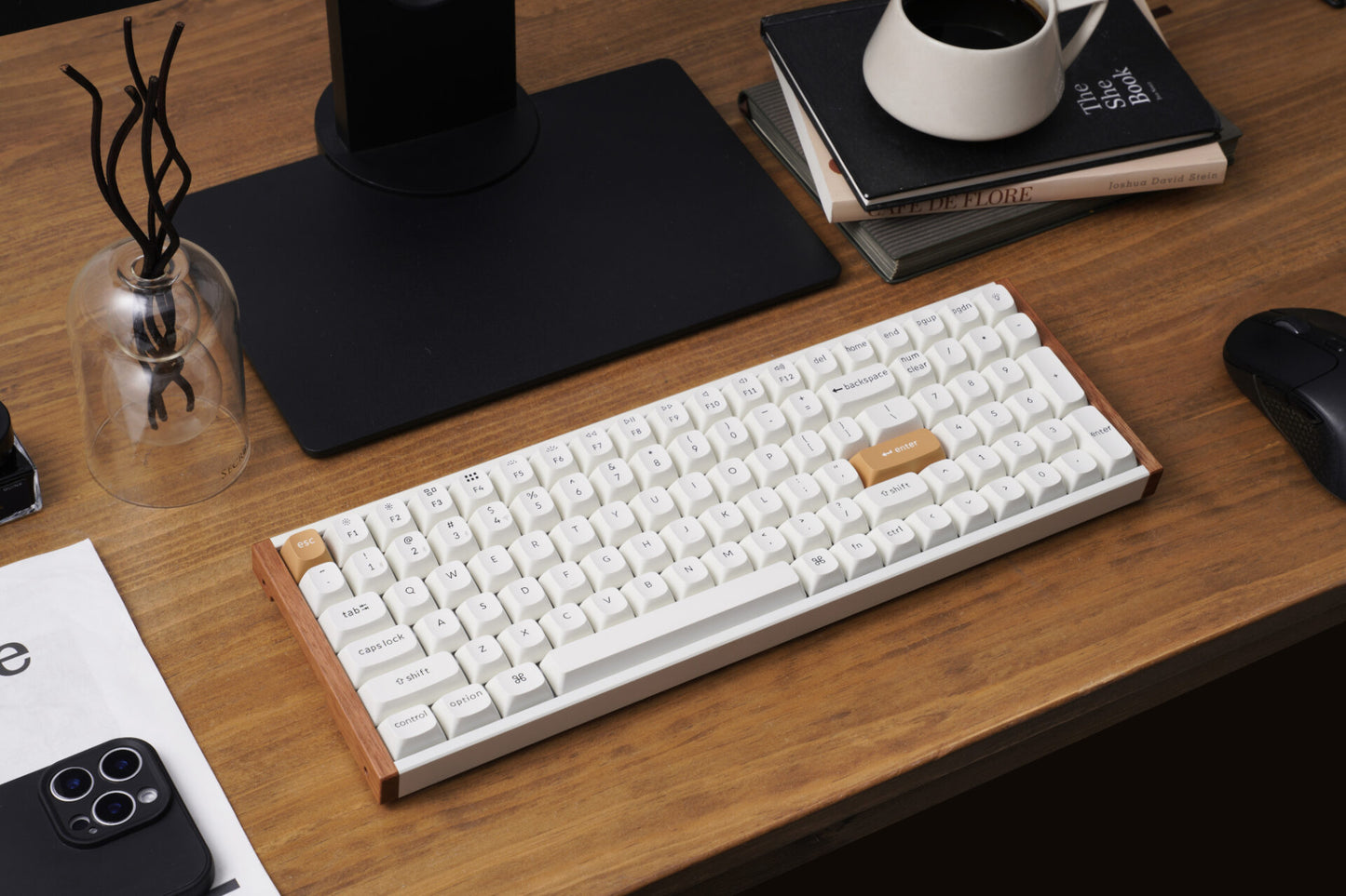 Keychron K4 HE 96% Magnetic Switch Hot-Swap RGB Wireless Keyboard – White (Wood + Aluminium) - alternate product view 3