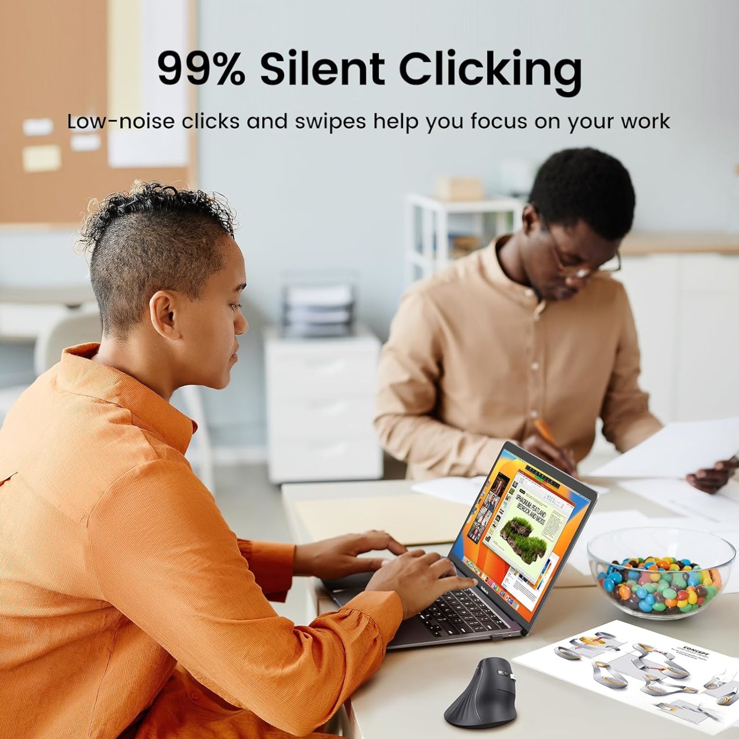 Ugreen Multi-Mode Vertical Mouse Bluetooth and 2.4G Wireless–Black - alternate product view 4