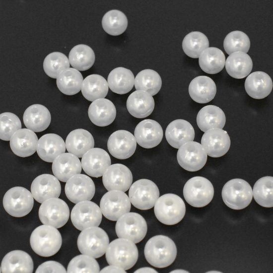Plastic Pearls - 8 Mm WHITE