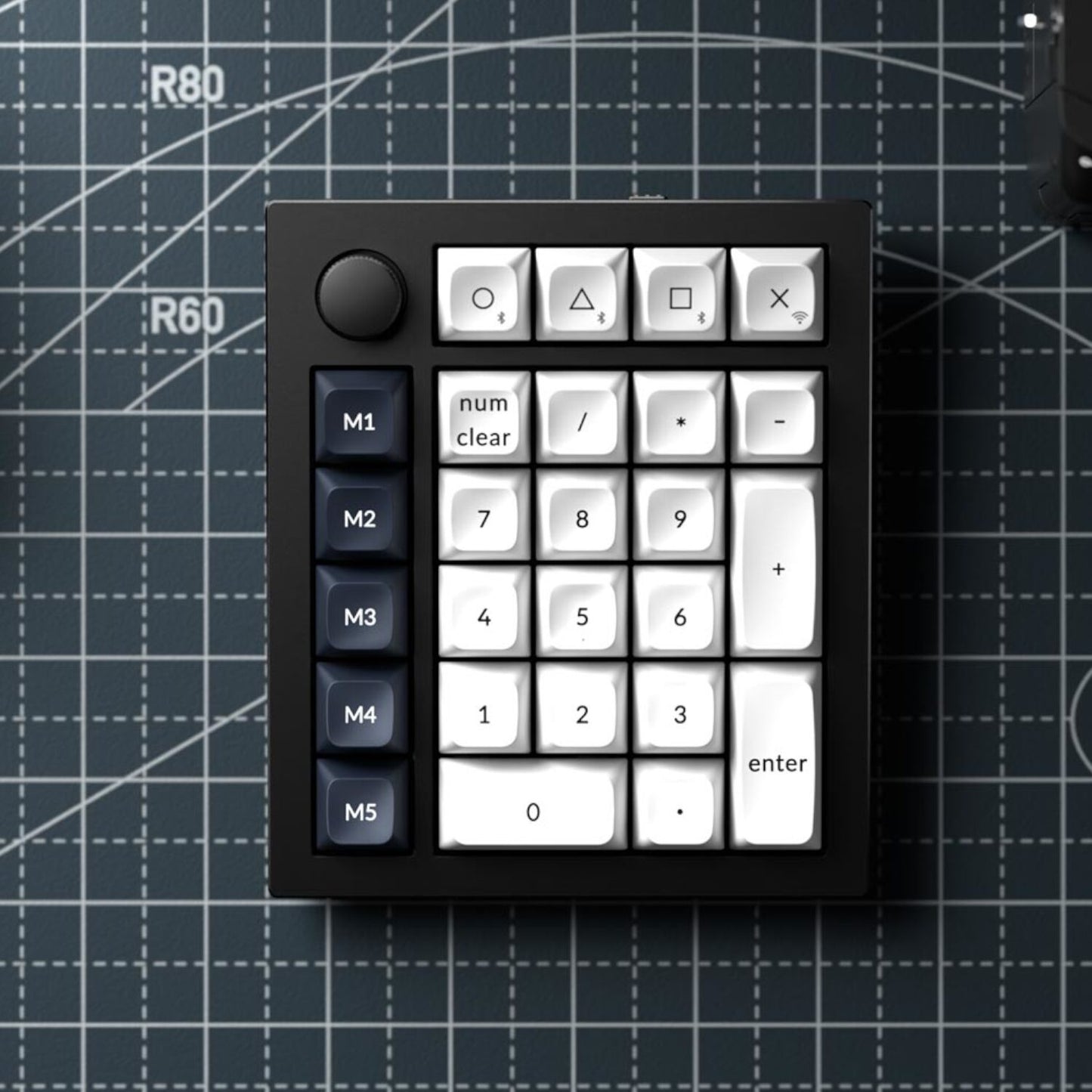Keychron Q0 Max QMK Gateron Jupiter Red RGB Wireless Custom Number Pad Carbon Black - alternate product view 5