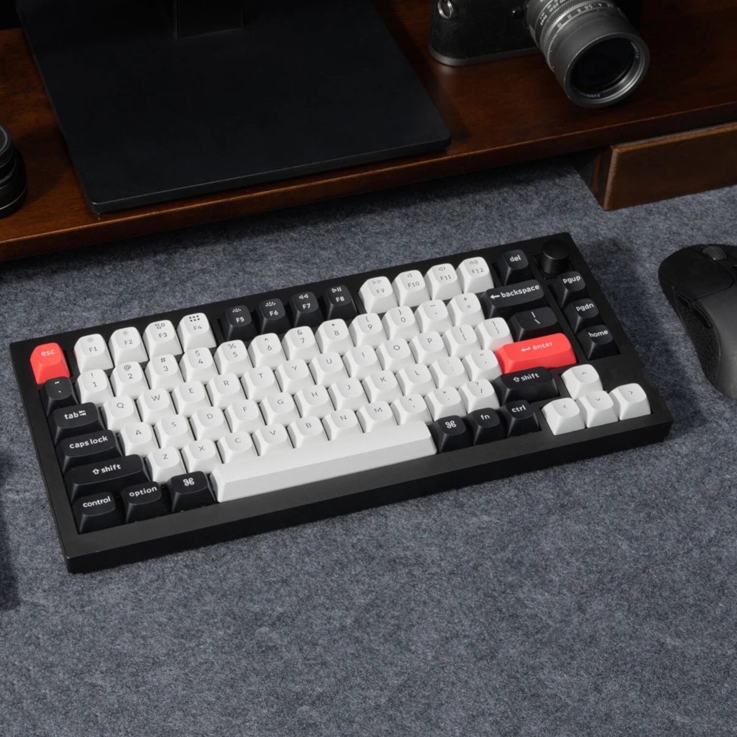 Keychron Q1H-M1 QMK Wireless Custom Keyboard - Black - alternate product view 4