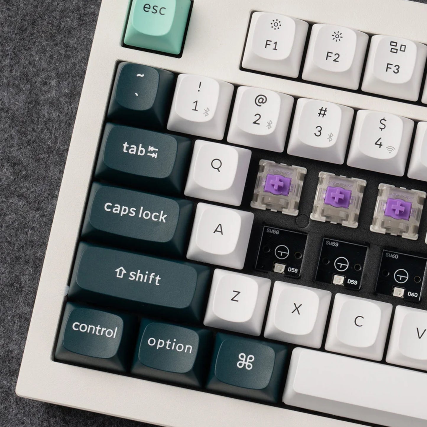 Keychron Q3 HE QMK 80% Wireless Custom Mechanical Keyboard (Nebula Switch) - Shell White - alternate product view 5
