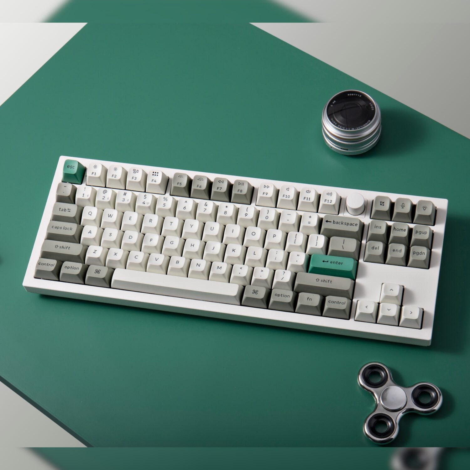 Keychron Q3 Max 80% Full Assembled Knob Red Switch Hot-Swap Gateron Jupiter RGB Wireless Keyboard - Shell White - alternate