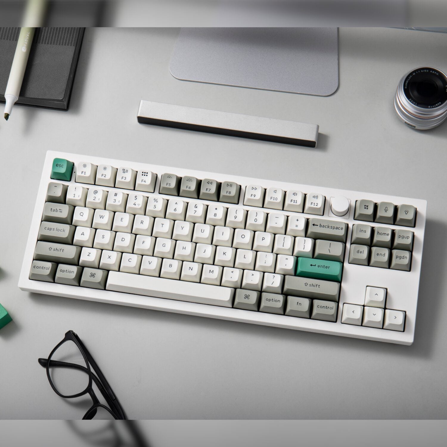 Keychron Q3 Max 80% Full Assembled Knob Red Switch Hot-Swap Gateron Jupiter RGB Wireless Keyboard - Shell White - alternate