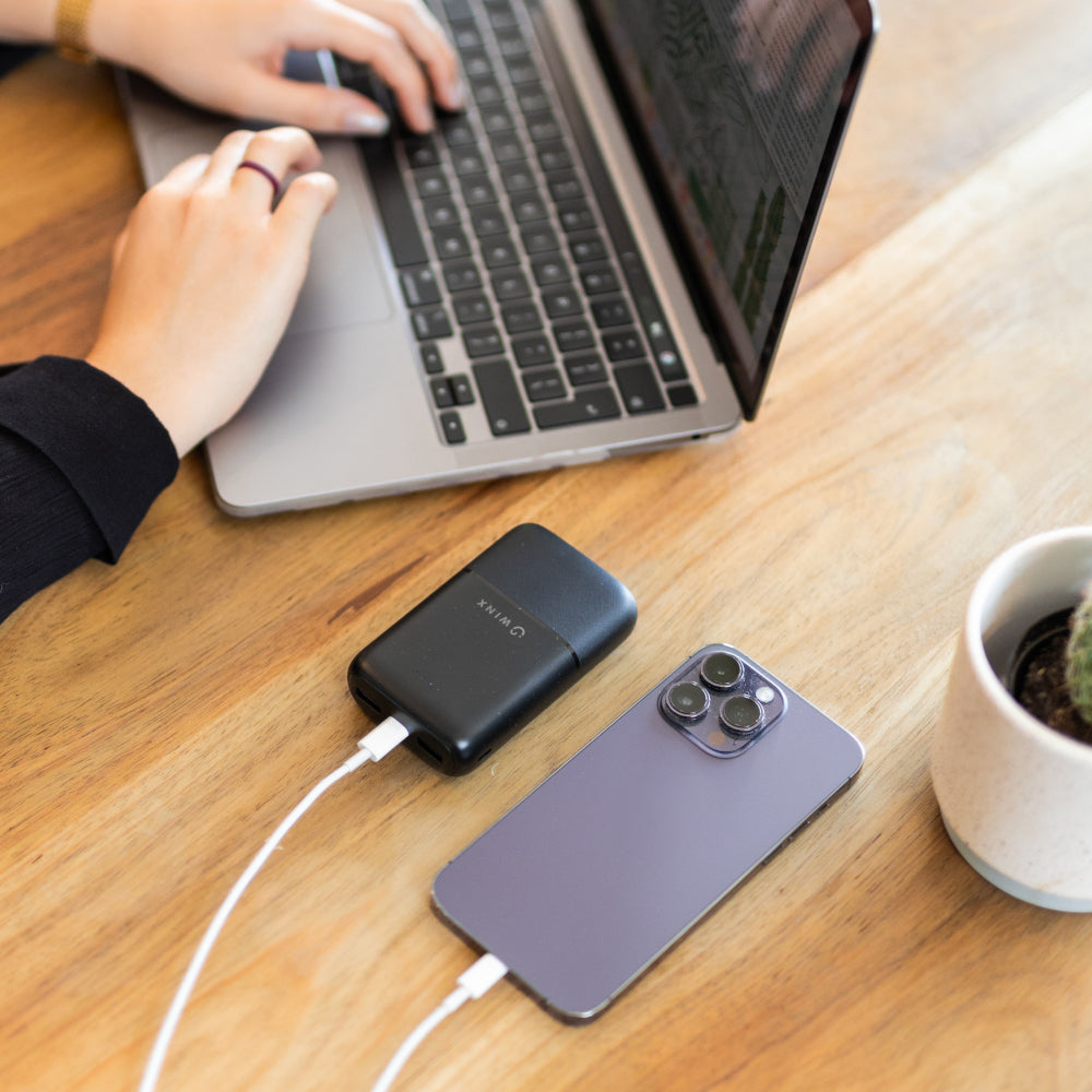WINX GO Simple 10000mAh Power Bank - alternate product view 7