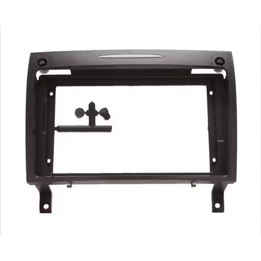 OneNav Frame for Merc SLK 2006-10 (9")
