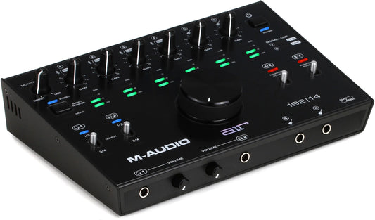 M-AUDIO 4 XLR-1/4IN INPUTS CRYSTAL PREAMPS SOFTWARE INCLUDED